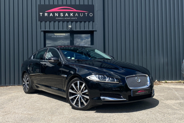 JAGUAR XF